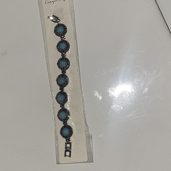 Bracelet - Picture 3 of 4